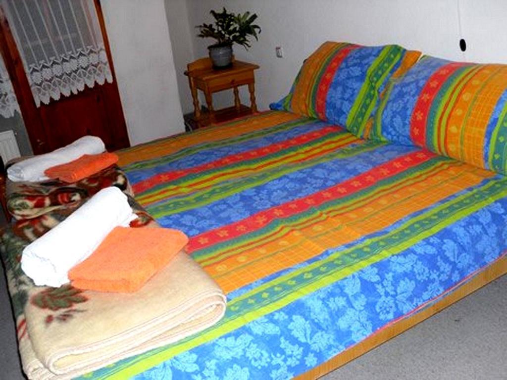Veselata Guest House Dolna Banya Habitación foto